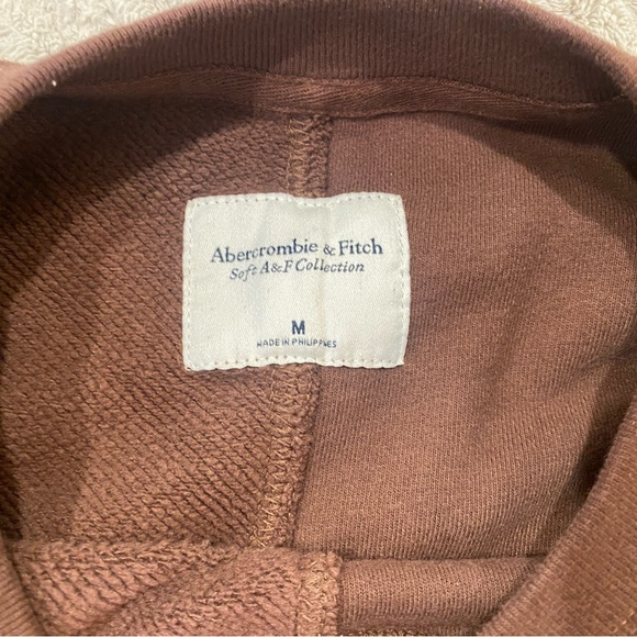 Abercrombie Crewneck Sweatshirt - Picture 4 of 4